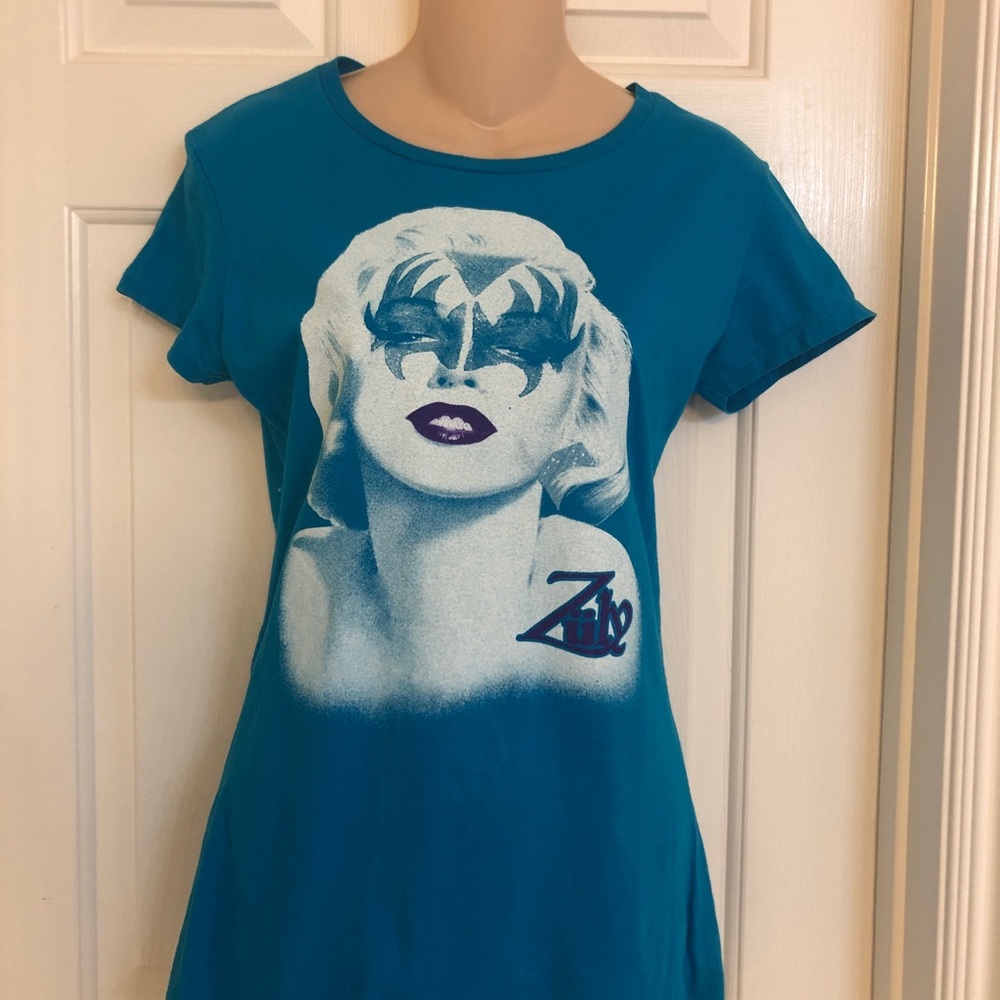 Blue shirt